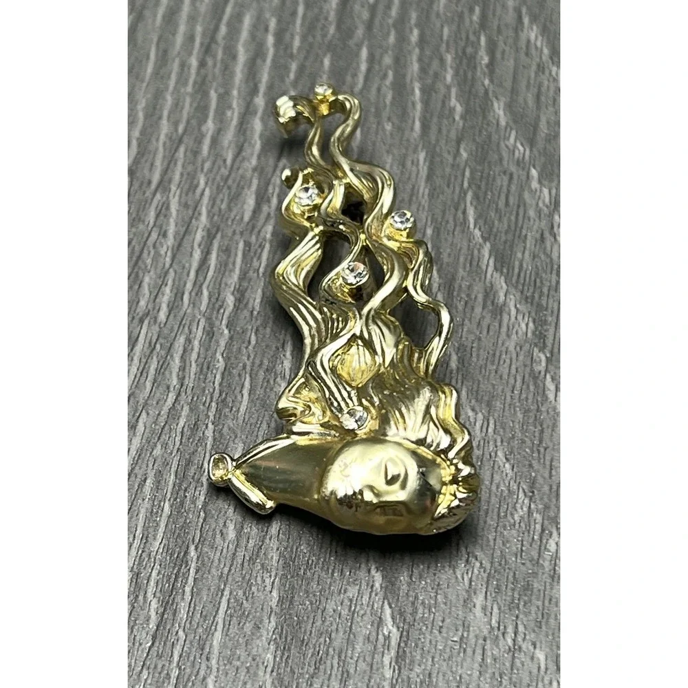 AJC Vintage Gold Tone Wavy Hair Woman Face Brooch Pin Clear‎ Rhinestones